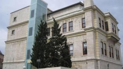 Eminönü'ndeki tarihi bina yeniden İBB'nin