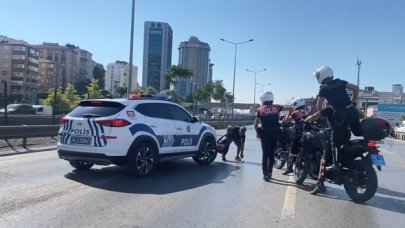 D-100'de bıçaklı dehşet