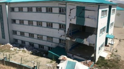 CHP heyeti harabeye dönen bölgede: 'Milyonlarca dolar çöp olmuş'