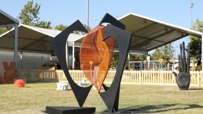 İstanbul'da heykel ve NFT rüzgarı