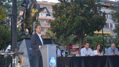 Avcılar'da 1999 Depremi'nin yıldönümünde olası İstanbul depremi konuşuldu