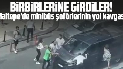 Maltepe'de minibüs şoförlerinin yol verme kavgası kamerada