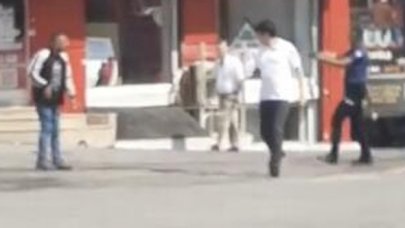 Esenler'de meydanda yürüyen kadına silah doğrultan şüpheli tutuklandı