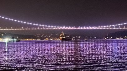 İstanbul Boğazı trafiğe kapandı