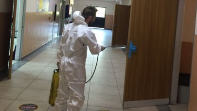 Okullar temizleniyor