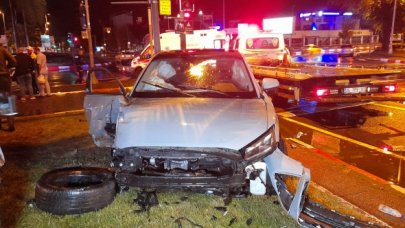 Fatih'te kaza: 2 kişi yaralı