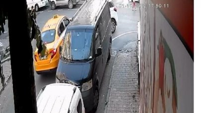 Taksiye çarpıp otomobille kaçtı!