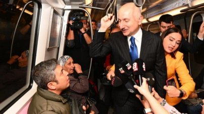 Ankara uçağına  metro ile gitti