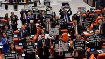 Resmi Gazete'de yayımlanan sosyal medya yasasının tüm ayrıntıları