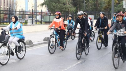 Sağlık için pedalladılar