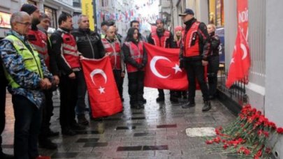Motosiklet Platformu Üyeleri, İstiklal Caddesi'ndeki saldırıda hayatını kaybedenleri andı