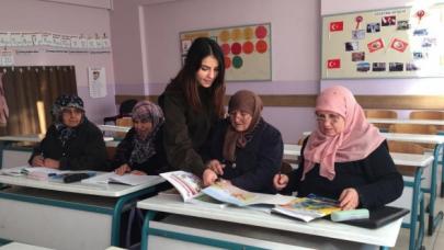 Okuma yazma bilmeyen azalıyor