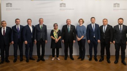 Geçmişi geride bırakalım