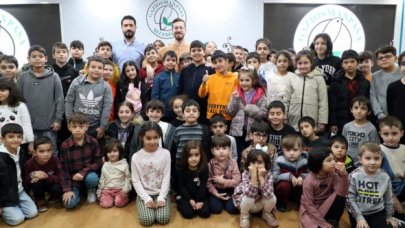 Çocuklar pür neşe