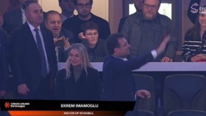 Ekrem İmamoğlu olaylı gün sonrası basketbol maçında