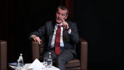 Zeytinburnu Belediye Başkanı Ömer Arısoy canlı yayında gazetecilerin sorularını cevapladı