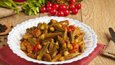 Zeytinyağlı Bamya Tarifi Nasıl Yapılır?