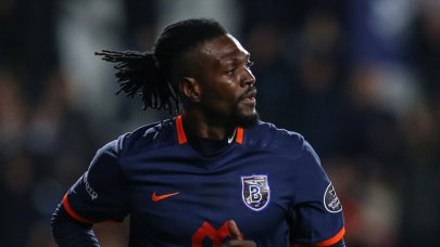 Emmanuel Adebayor, 39 yaşında futbol kariyerini noktaladı