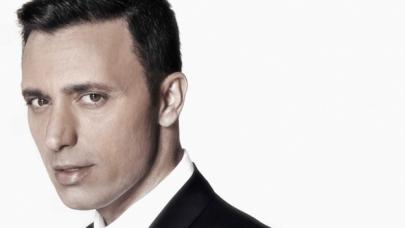 ❤ Mustafa Sandal Simge Sağın'ın videosunu paylaşıp "Aç koynunu geliyorum" yazdı