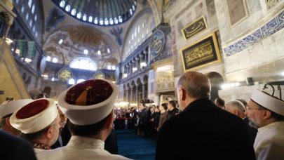 Cumhurbaşkanı Erdoğan: Eşkıya eşkıyalığını her yerde yapacaktır 