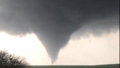 Diyarbakır’da oluşan hortum kamerada