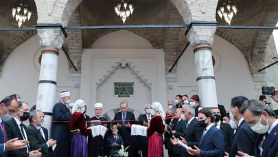 Saraybosna'daki Başçarşı Camisi, Cumhurbaşkanı Erdoğan'ın katıldığı törenle yeniden ibadete açıldı