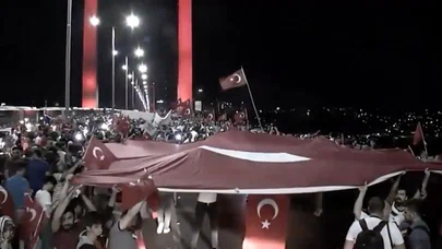 15 Temmuz İçin Muhteşem Bir Şiir