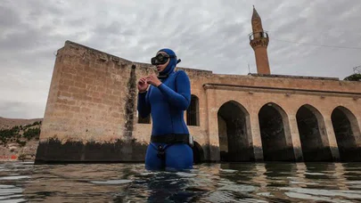 Milli sporcu Şahika Ercümen Halfeti'de Sıfır Atık Dalışı gerçekleştirdi