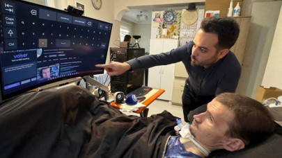 Konuşamayan ALS hastası, yapay zeka sayesinde kendi sesiyle iletişim kurmaya başladı