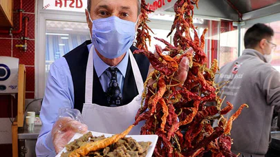 Edirne'nin tescilli lezzeti 'tava ciğer' iftar sofralarına lezzet katıyor