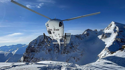 Çengel boynuzlu dağ keçileri için Kaçkarlara helikopterle yem taşındı