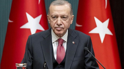 "Seçimlerin 14 Mayıs'ta yenilenmesi kararını imzaladım"