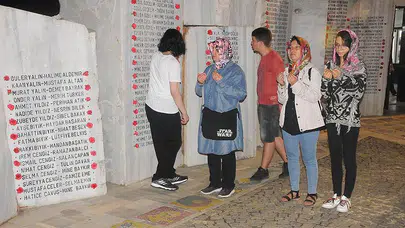 19 Yıl Öncesini Yeniden Yaşadılar