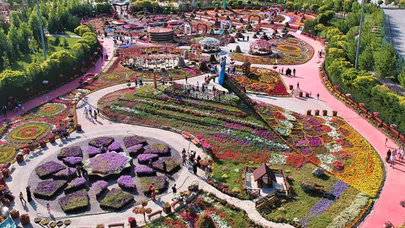 Kelebekler Vadisi'nin yeni bahçesi renklerin şölenine davet ediyor