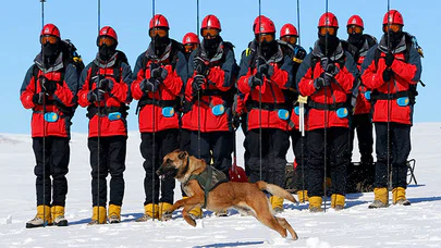 Mehmetçik Afetzedelerin Yardımına Hazır