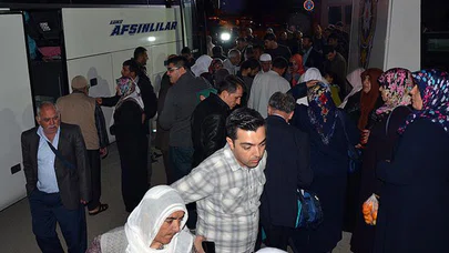 Umre'ye Diye Yola Çıktılar Balıklıgöl'e Bırakıldılar