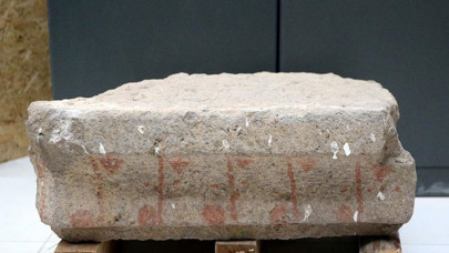 Tesadüfen bulunan taşlar 1700 yıllık tarım takvimini ortaya çıkardı