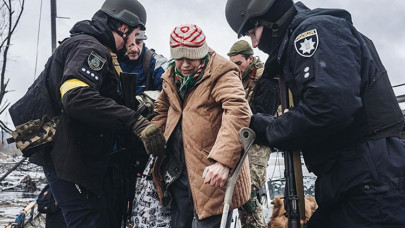 Ukrayna'da sivillerin tahliyesi için ilan edilen geçici ateşkes başladı
