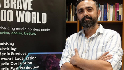 Seslendirme Yönetmeni Mücahit Taha: Biz mikrofon oyuncuları arıyoruz