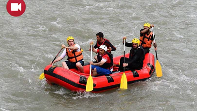 Tunceli Valisi Rafting Yaptı