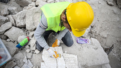 Hatay'ın hafızası tarihi yapıların enkazından 300'e yakın eser kurtarıldı