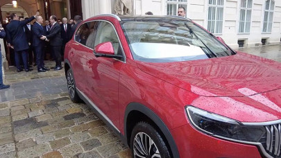 Bakan Çavuşoğlu Avusturyalı mevkidaşıyla görüşmeye Togg ile gitti