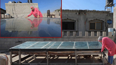 Filistinli İnas El-Gul, Gazze'de kurduğu düzenekle deniz suyunu arıtarak içilecek hale getiriyo