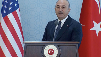 Bakan Çavuşoğlu: ABD'den şartlara bağlanarak F-16 almamız mümkün olmaz