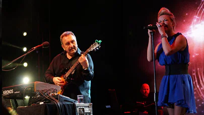 Ümit Besen ve Pamela Bursa'yı salladı