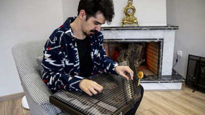 Otizmli kanun sanatçısı, Dünya Otizm Farkındalık Günü'nde ilk albümünü çıkarıyor