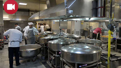 Bu Mutfak 12 Bin Kişiyi Doyuruyor