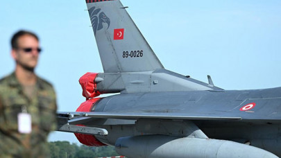 Air Defender tatbikatına katılan Türk pilotlar takdir topladı