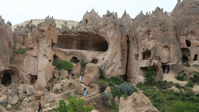 Zelve Açık Hava Müzesi turistleri tarihte yolculuğa çıkarıyor