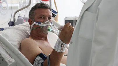 Yoğun bakımdaki Kovid-19 hastası Yavaş: Hayatımla oynadım. Kimse aşısını ihmal etmesin